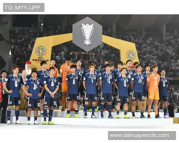 日本足球球星的风采与成就盘点:从武藤嘉纪到香川真司的足球之路 日本足球球星的风采与成就盘点:从武藤嘉纪到香川真司的足球之路