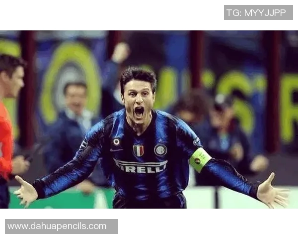 穿4号球衣的足球传奇球星盘点与精彩瞬间回顾